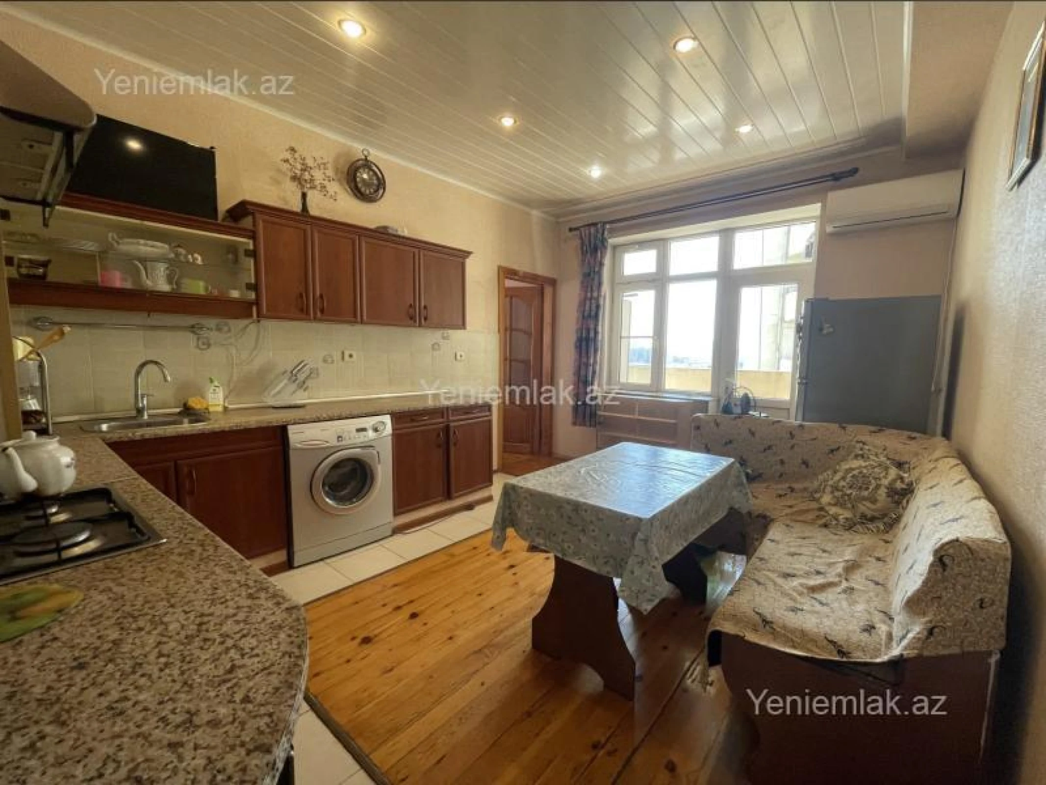 Satılır 3 otaqlı yeni tikili 81 m²