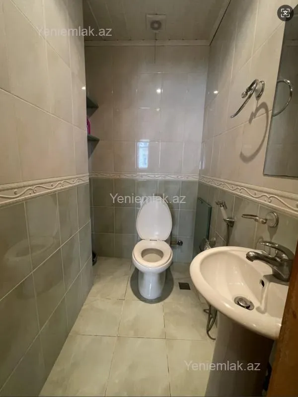 Satılır 3 otaqlı yeni tikili 81 m²