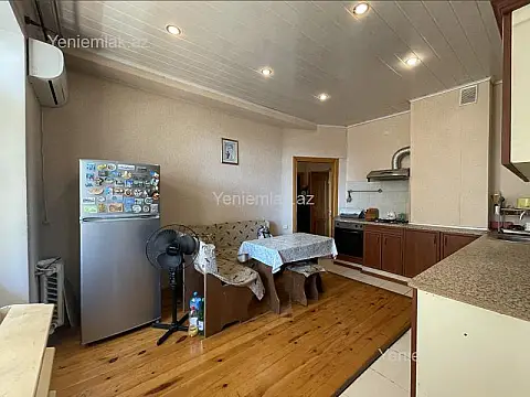 Satılır 3 otaqlı yeni tikili 81 m²