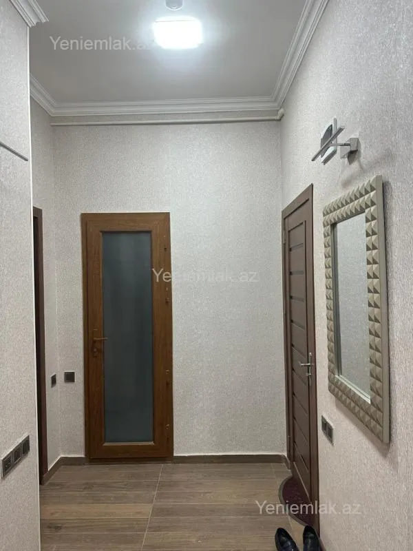 Satılır 2 otaqlı köhnə tikili 60 m²