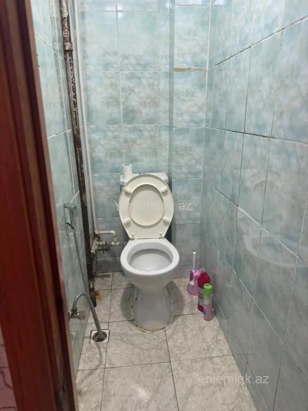 Satılır 3 otaqlı köhnə tikili 55 m²