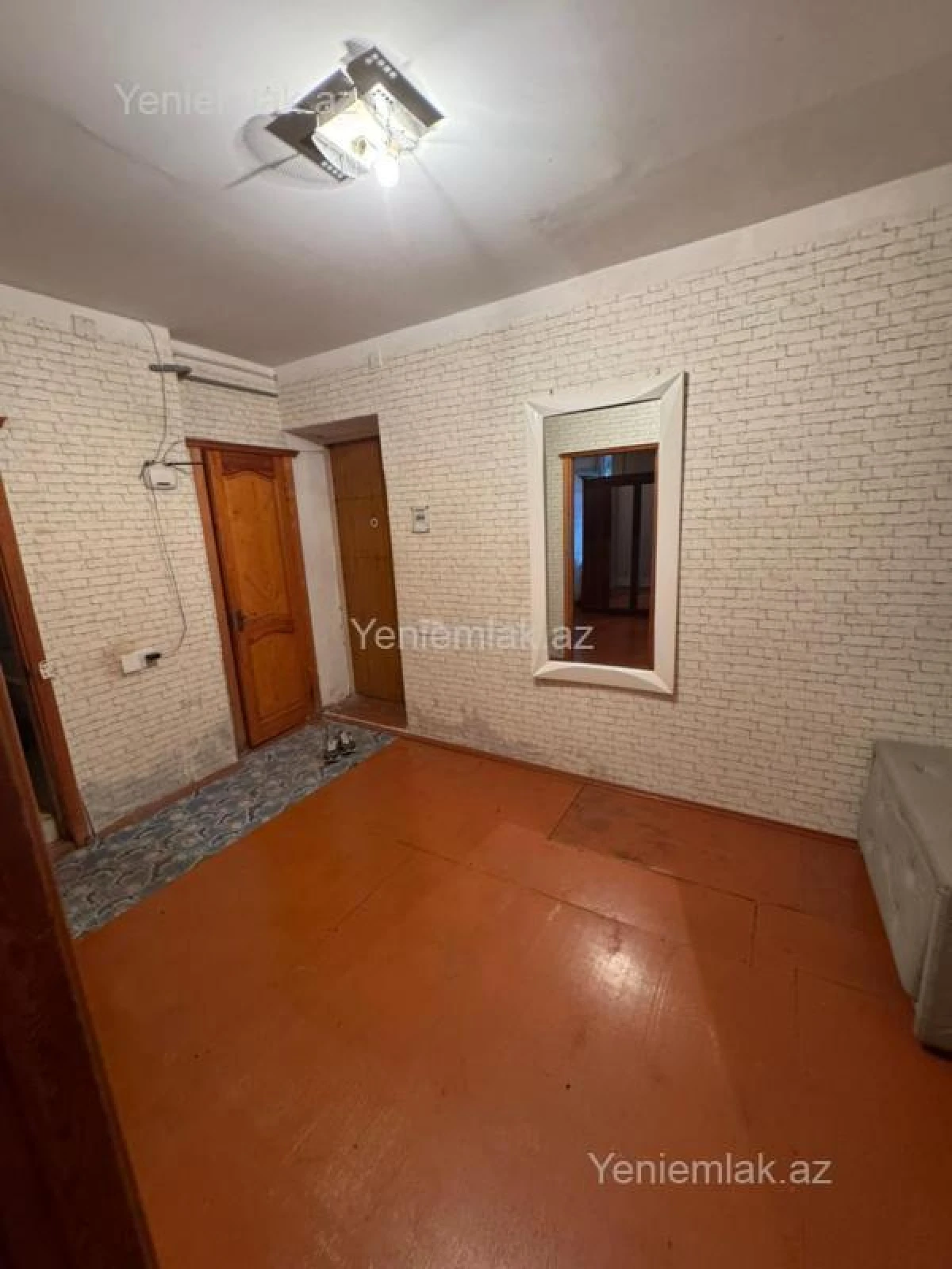 Satılır 3 otaqlı köhnə tikili 55 m²
