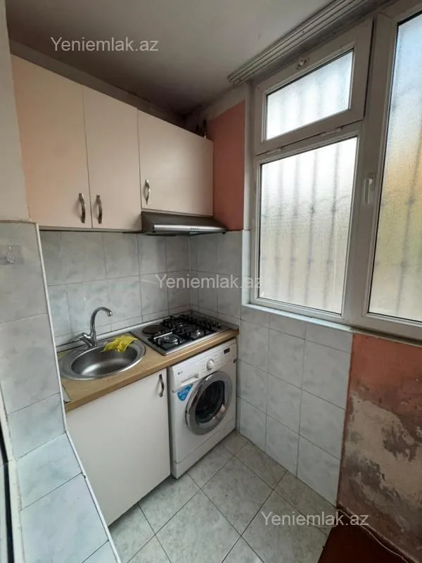 Satılır 3 otaqlı köhnə tikili 55 m²