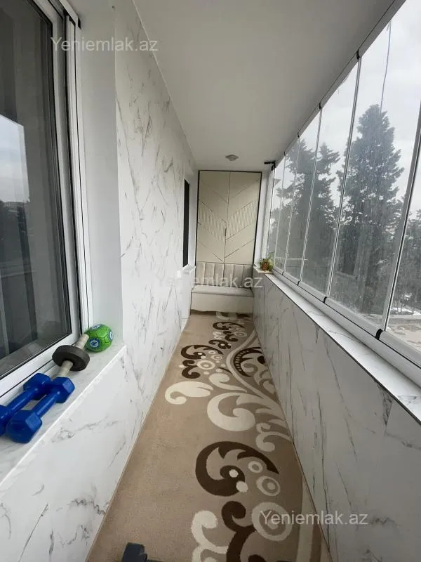 Satılır 5 otaqlı köhnə tikili 120 m²