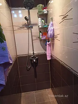 Satılır 2 otaqlı köhnə tikili 60 m²