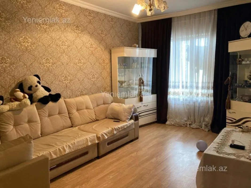Satılır 2 otaqlı köhnə tikili 60 m²
