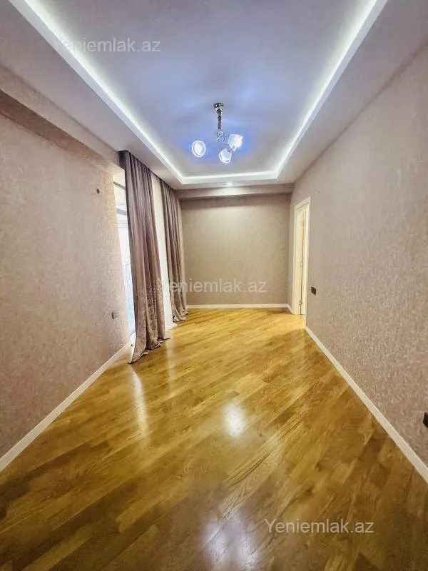 Satılır 2 otaqlı yeni tikili 106 m²