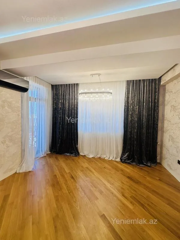 Satılır 2 otaqlı yeni tikili 106 m²