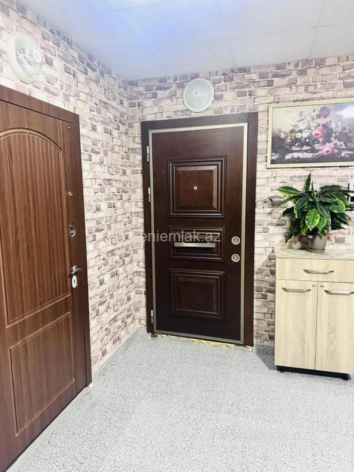 Satılır 2 otaqlı yeni tikili 106 m²