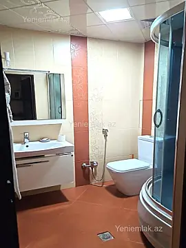 Satılır 3 otaqlı yeni tikili 82 m²