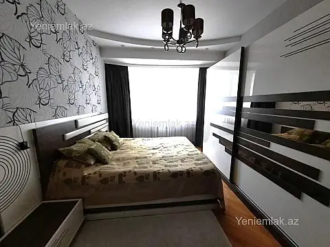 Satılır 3 otaqlı yeni tikili 82 m²