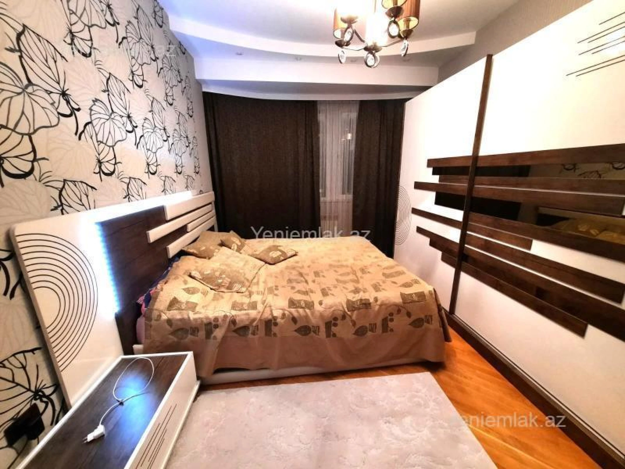 Satılır 3 otaqlı yeni tikili 82 m²