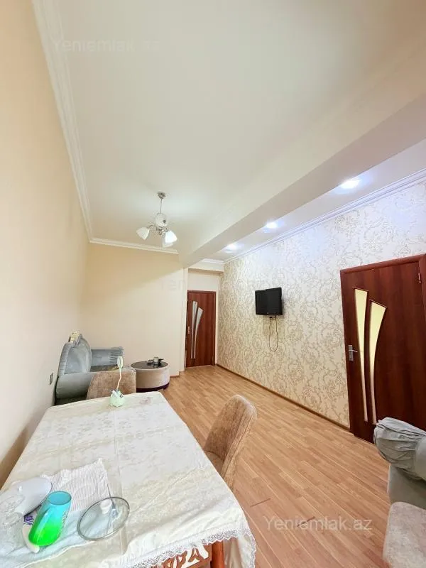 Satılır 2 otaqlı yeni tikili 65 m²