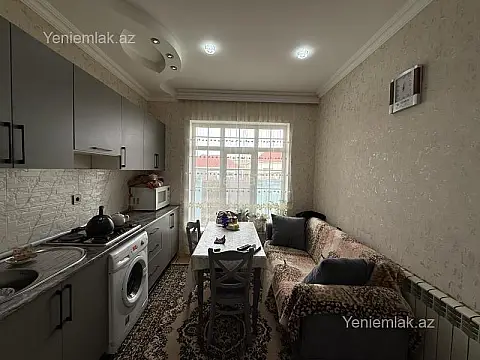 Satılır 4 otaqlı həyət evi 100 m²