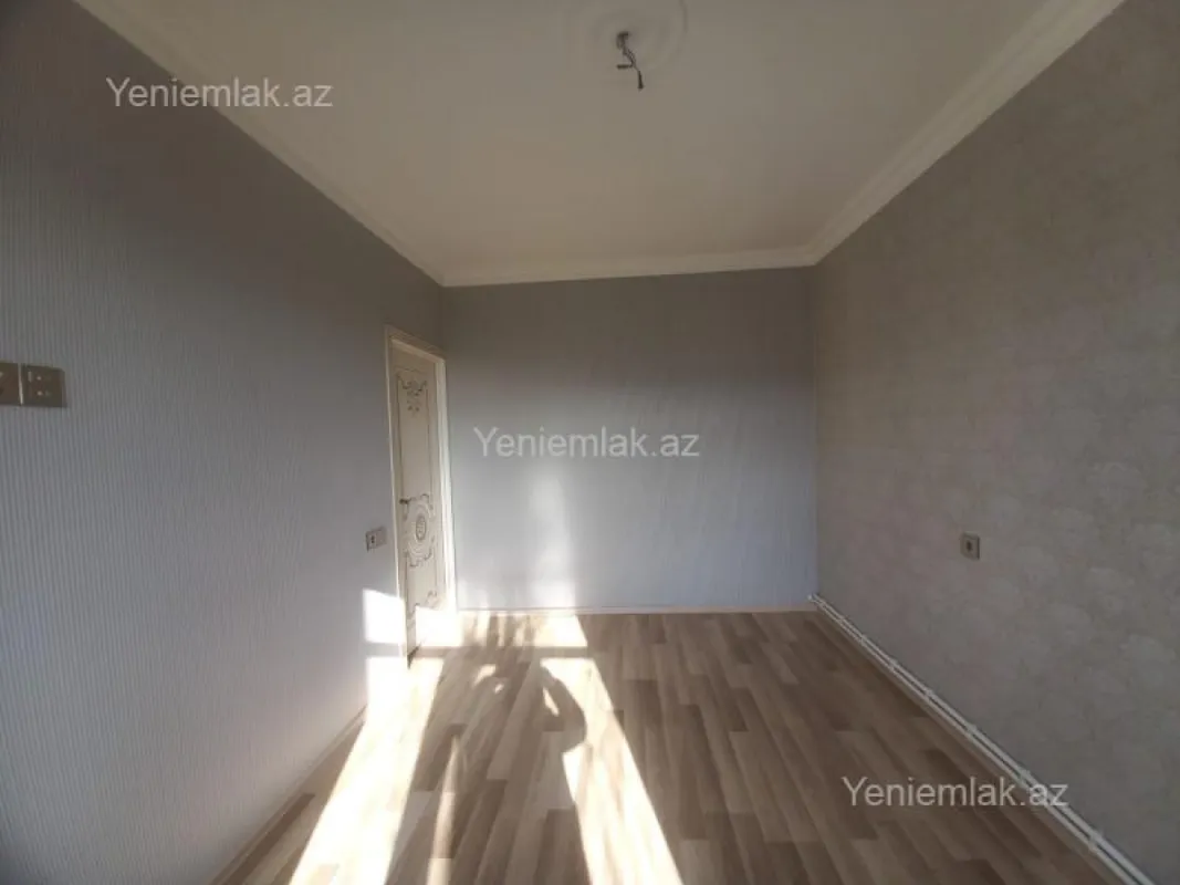Satılır 3 otaqlı köhnə tikili 68 m²