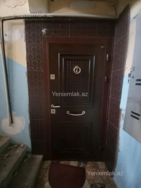 Satılır 3 otaqlı köhnə tikili 68 m²