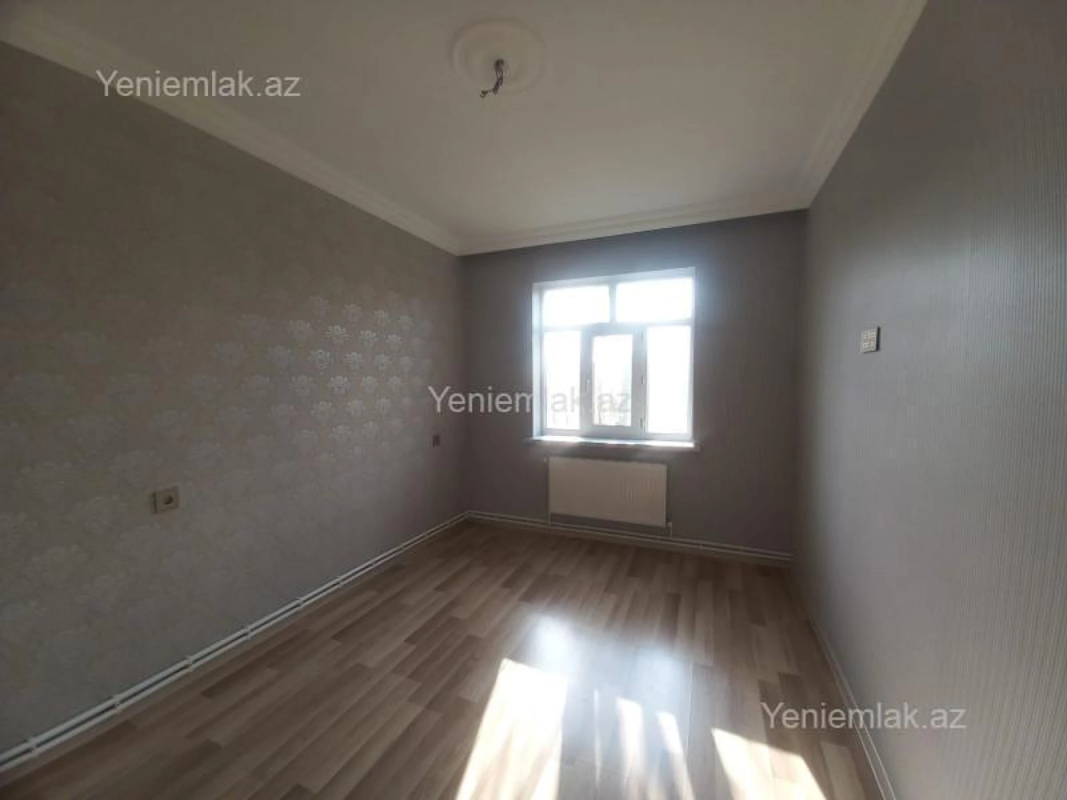 Satılır 3 otaqlı köhnə tikili 68 m²