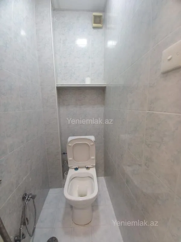 Satılır 3 otaqlı köhnə tikili 68 m²