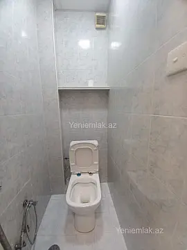 Satılır 3 otaqlı köhnə tikili 68 m²