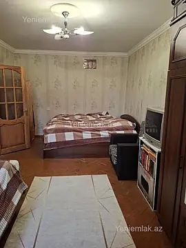 Satılır 1 otaqlı köhnə tikili 35 m²
