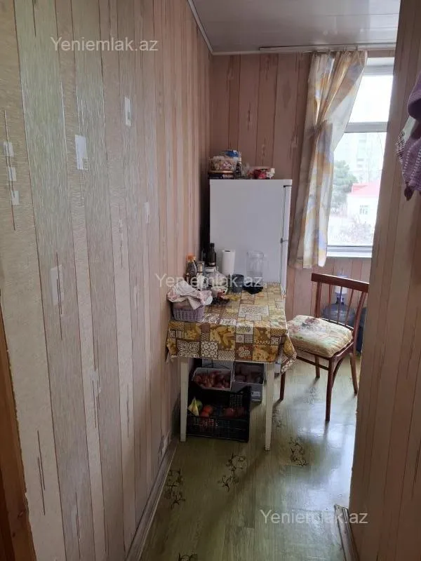 Satılır 1 otaqlı köhnə tikili 35 m²