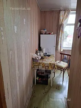 Satılır 1 otaqlı köhnə tikili 35 m²