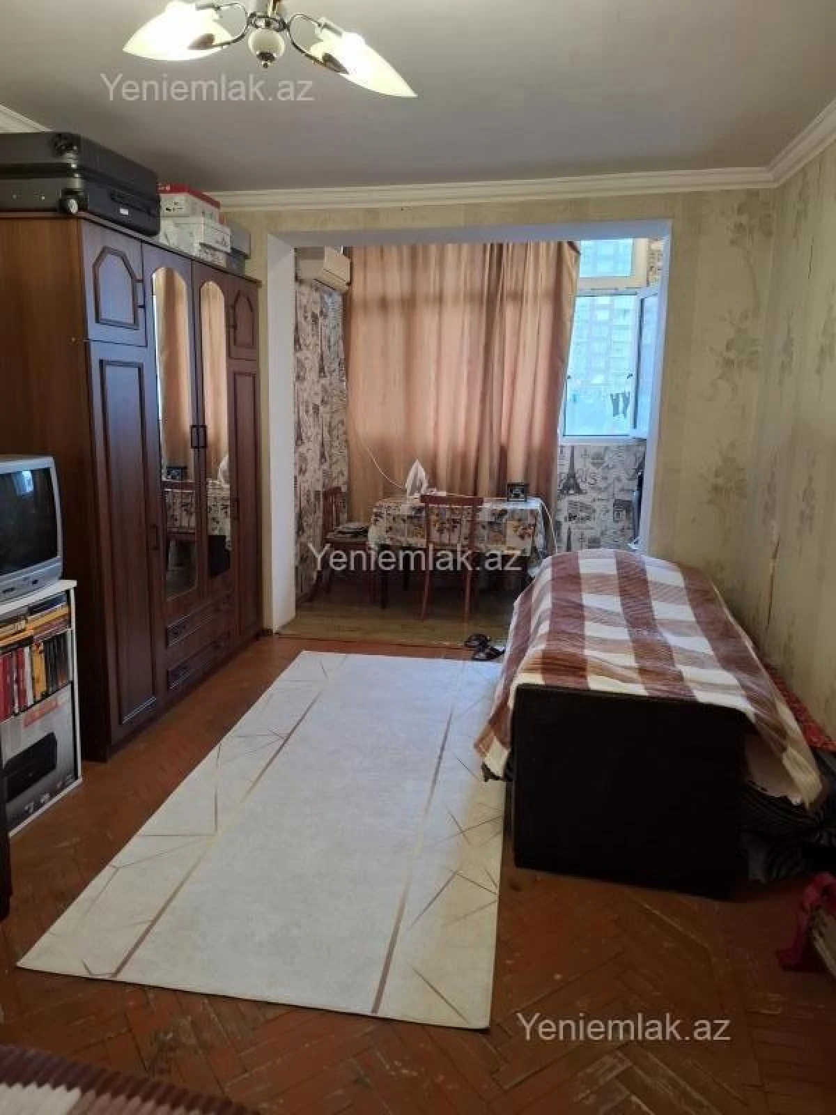Satılır 1 otaqlı köhnə tikili 35 m²