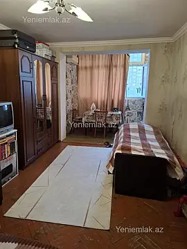 Satılır 1 otaqlı köhnə tikili 35 m²