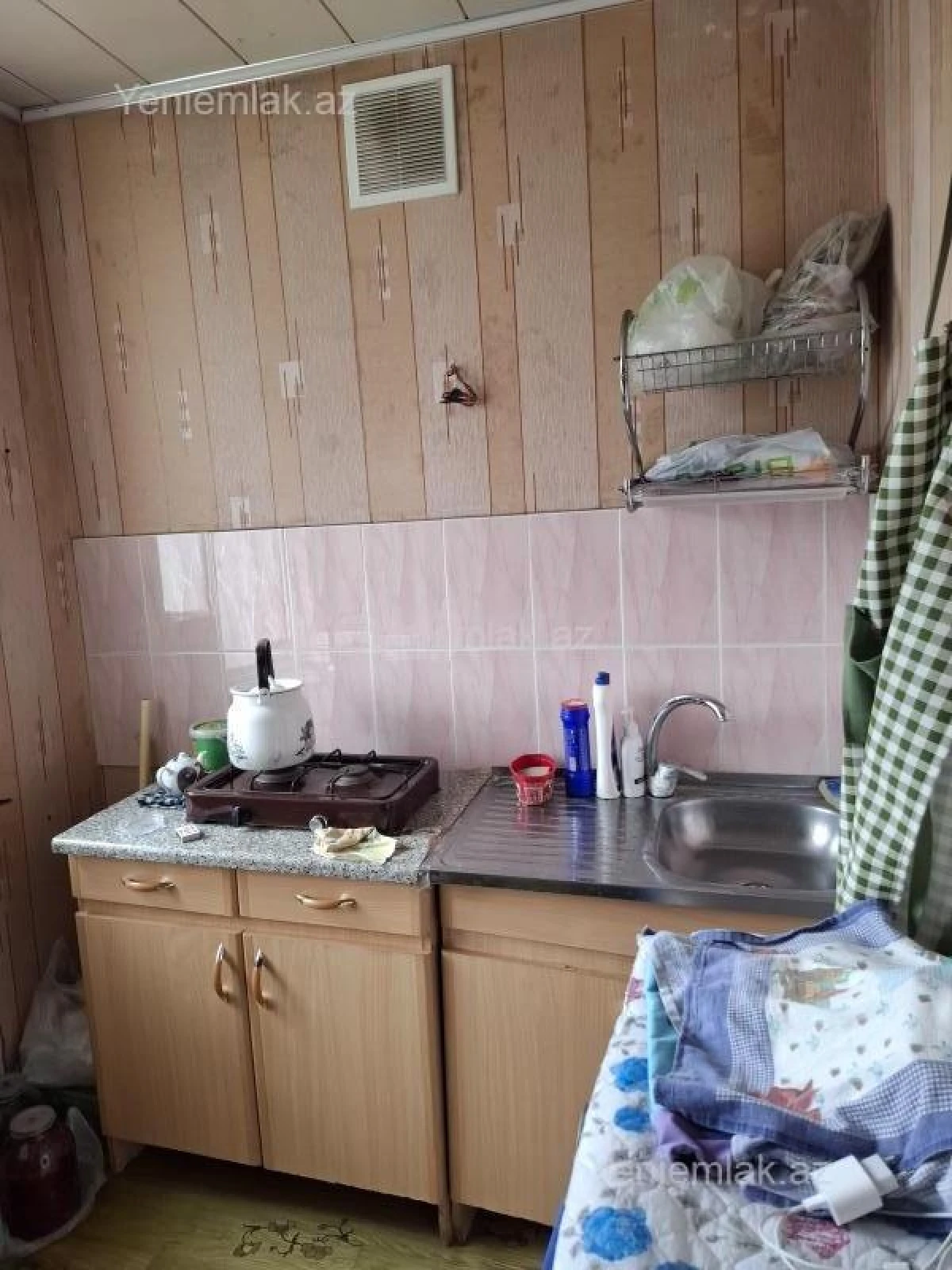 Satılır 1 otaqlı köhnə tikili 35 m²