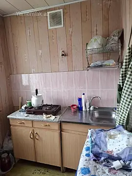 Satılır 1 otaqlı köhnə tikili 35 m²