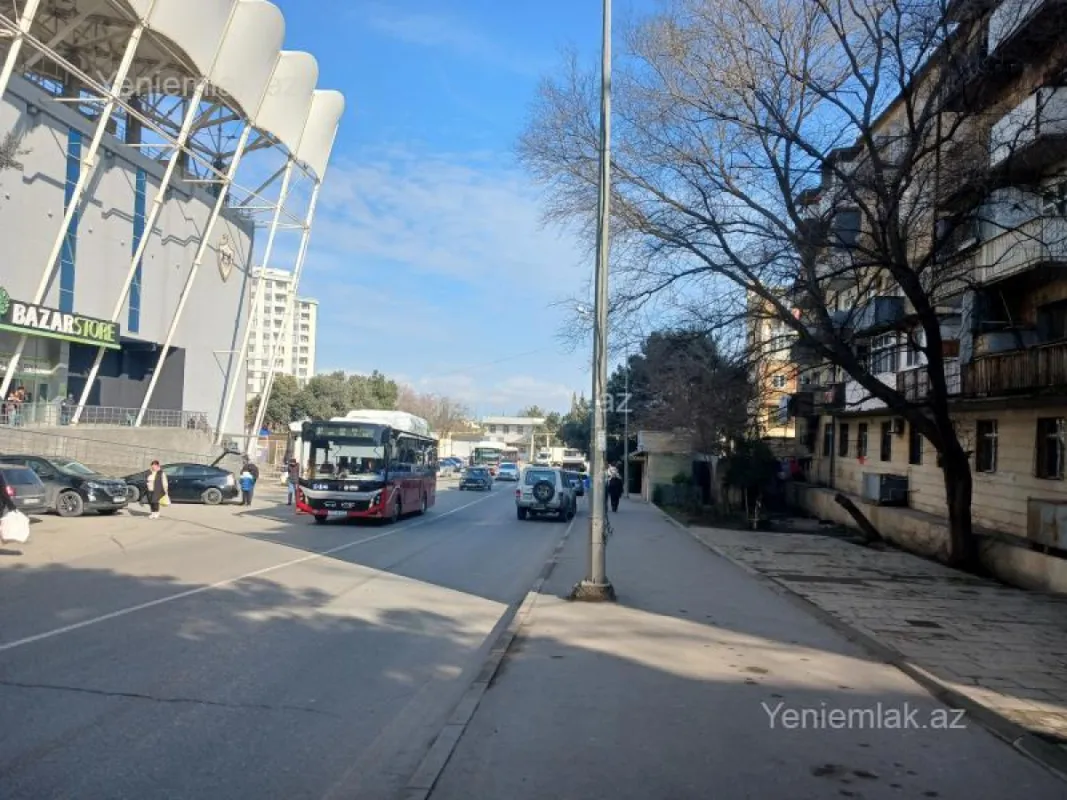 Satılır 2 otaqlı köhnə tikili 50 m²