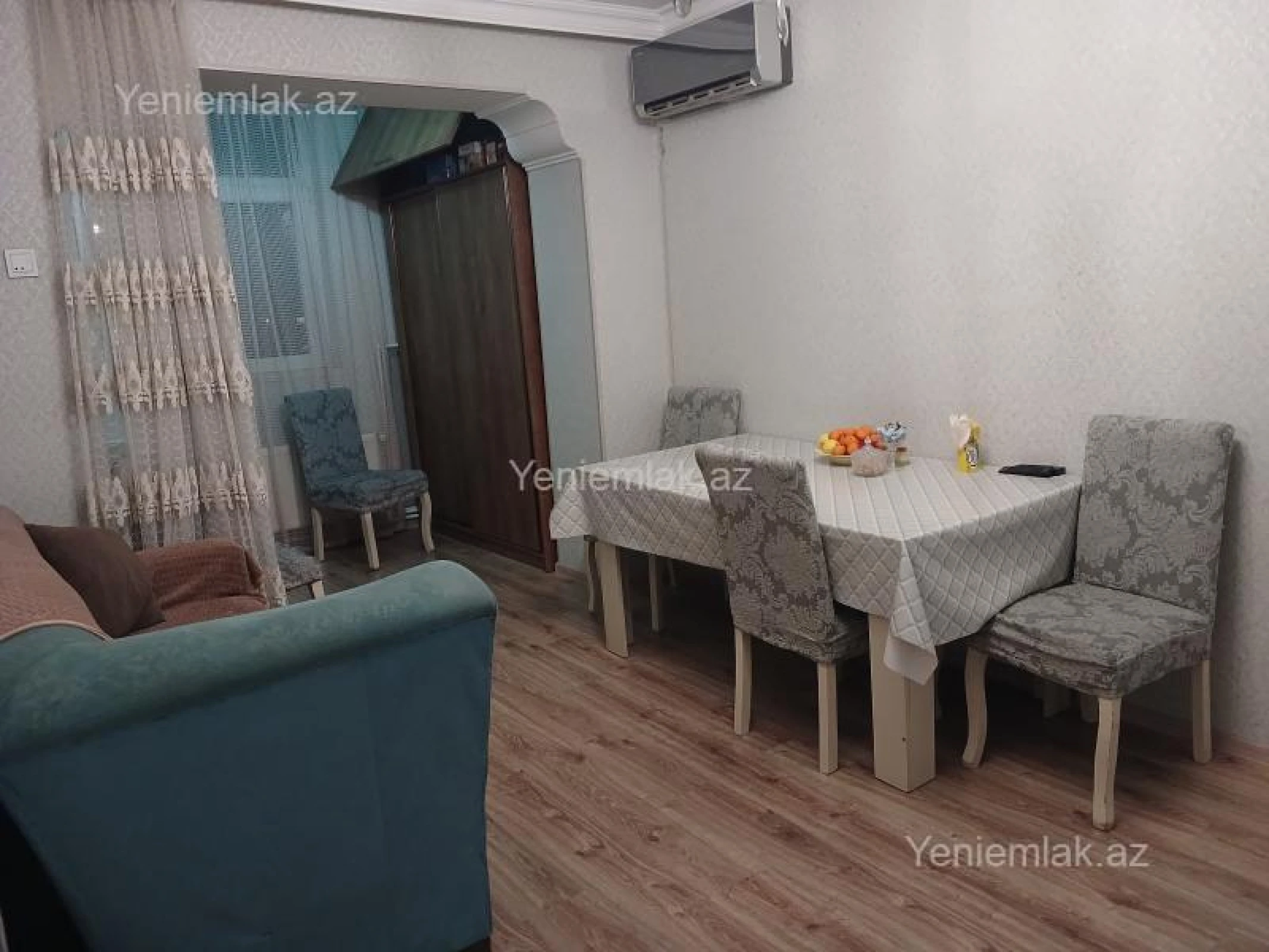 Satılır 2 otaqlı köhnə tikili 50 m²