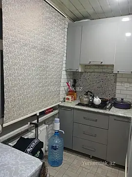 Satılır 2 otaqlı köhnə tikili 50 m²