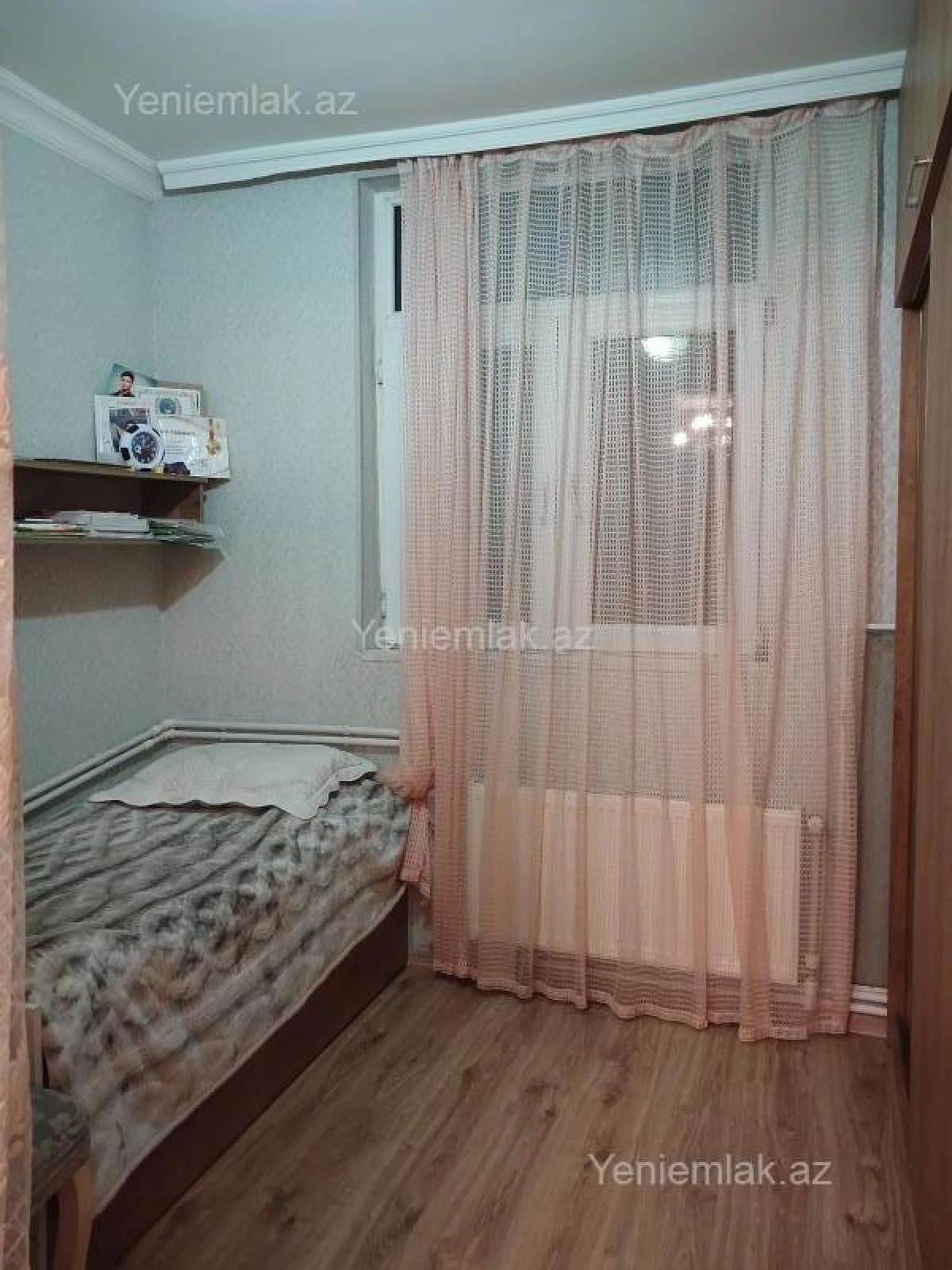 Satılır 2 otaqlı köhnə tikili 50 m²