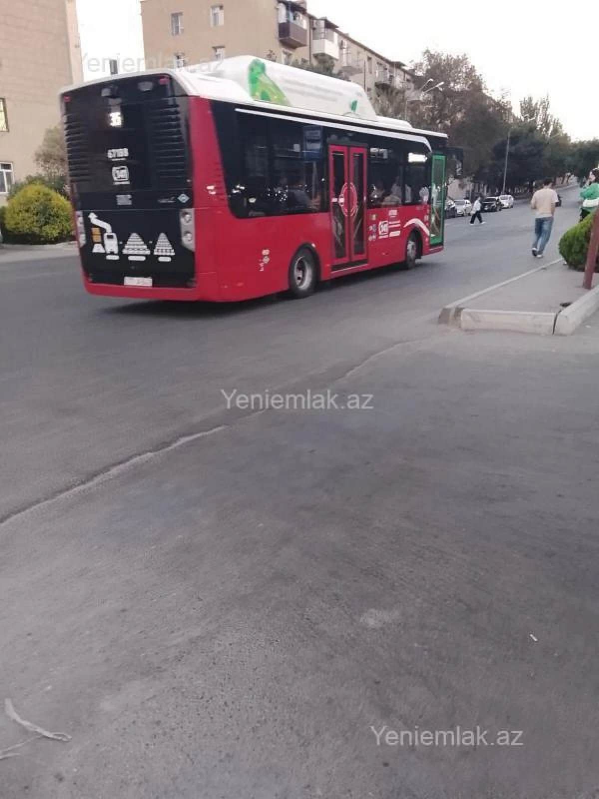 Satılır 2 otaqlı köhnə tikili 50 m²