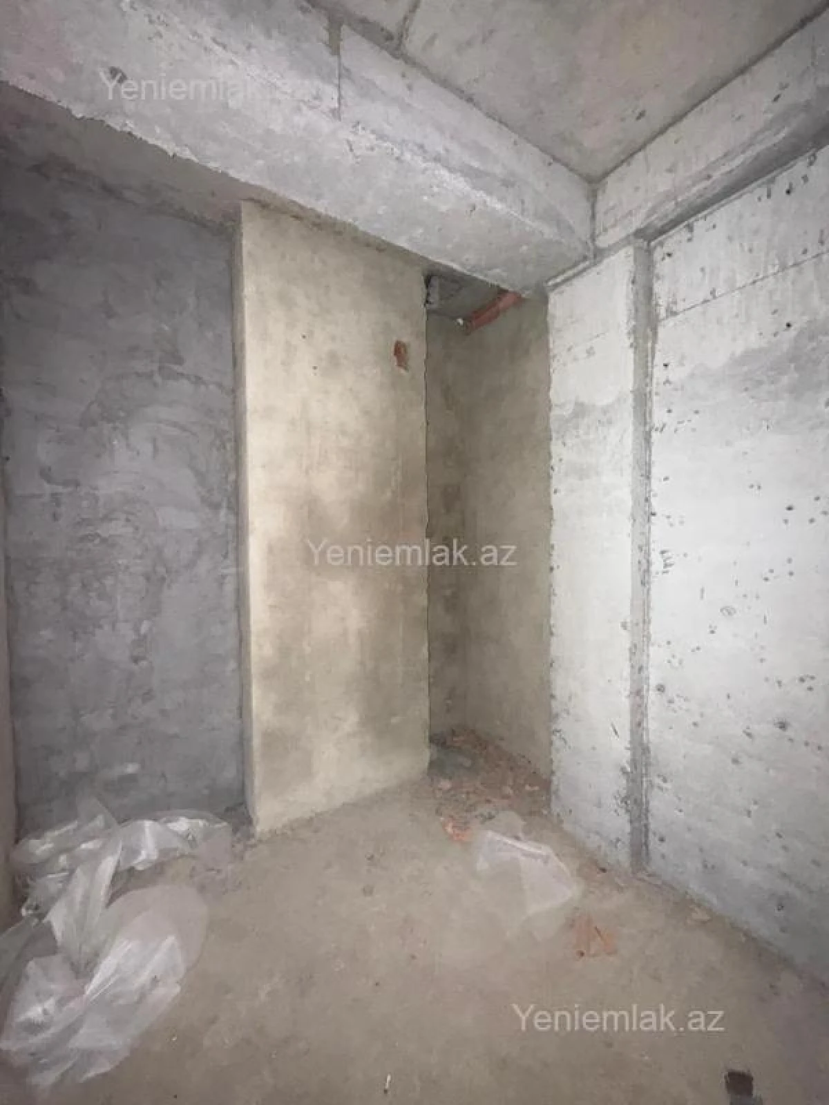 Satılır 3 otaqlı yeni tikili 100 m²