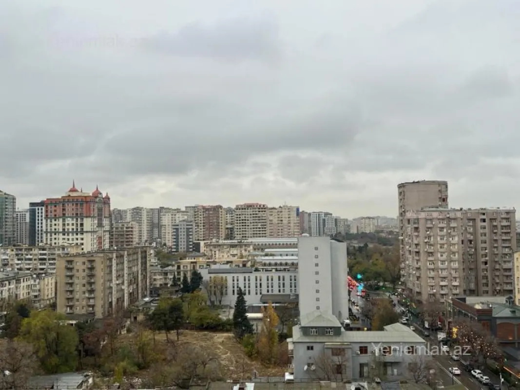 Satılır 3 otaqlı yeni tikili 100 m²