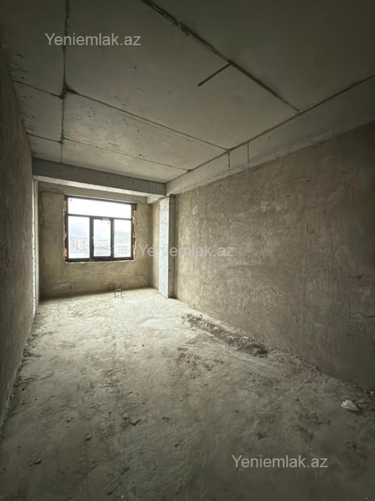 Satılır 3 otaqlı yeni tikili 100 m²