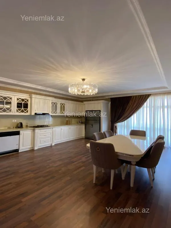 Satılır 5 otaqlı yeni tikili 300 m²