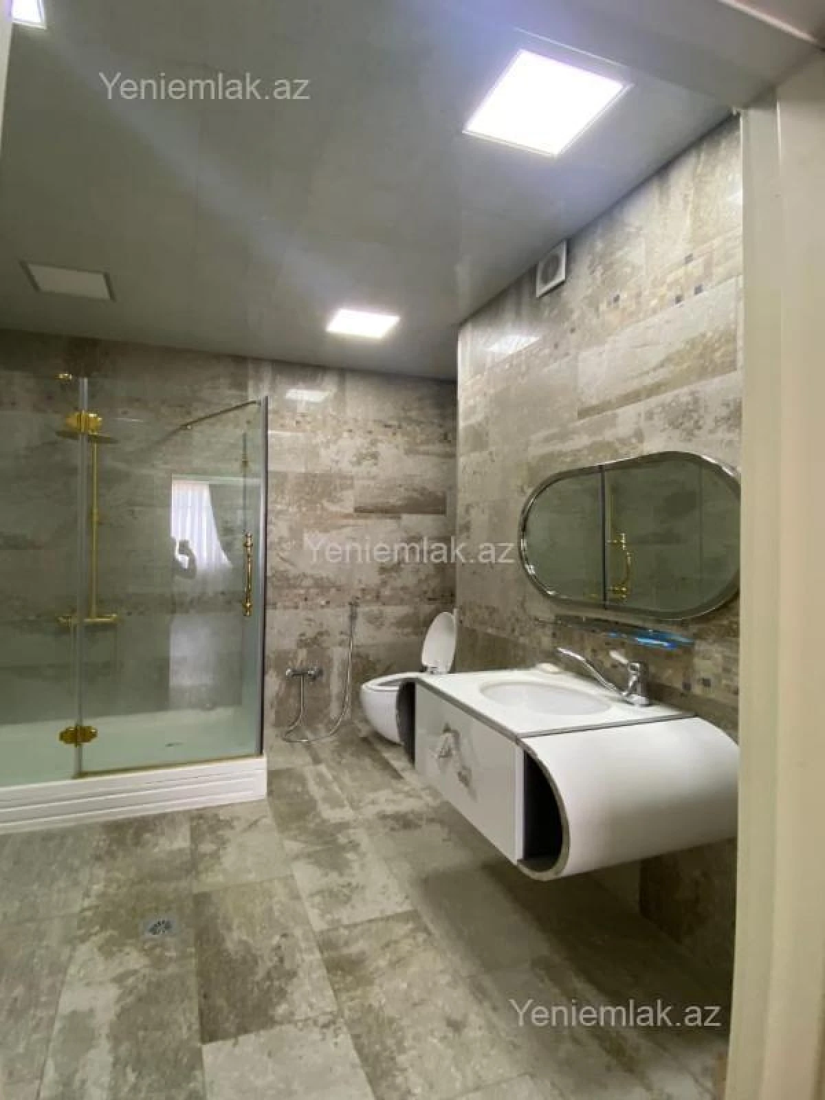 Satılır 5 otaqlı yeni tikili 300 m²