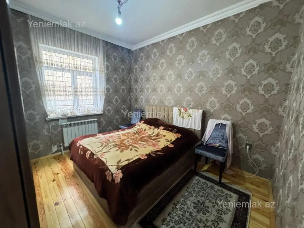 Satılır 4 otaqlı həyət evi 120 m²