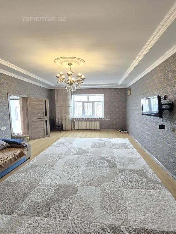 Satılır 4 otaqlı həyət evi 120 m²