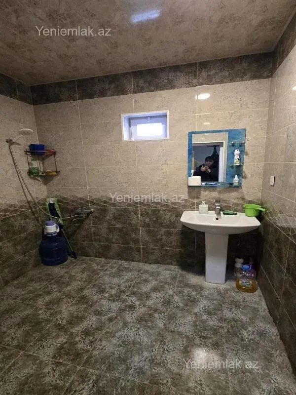 Satılır 4 otaqlı həyət evi 120 m²