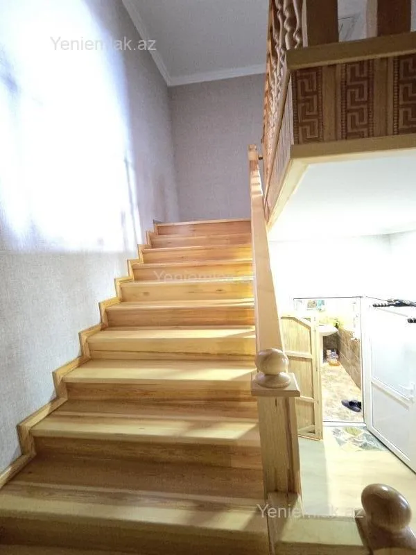 Satılır 4 otaqlı həyət evi 120 m²