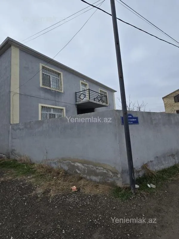 Satılır 4 otaqlı həyət evi 120 m²