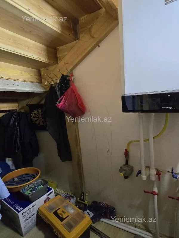 Satılır 4 otaqlı həyət evi 120 m²