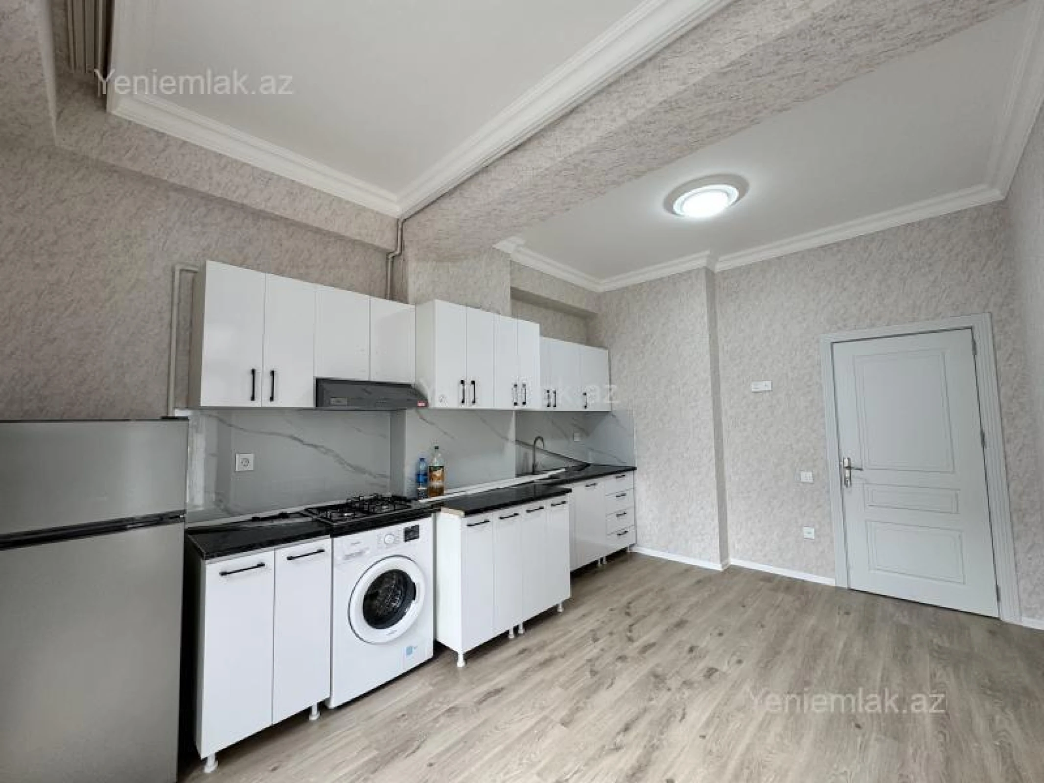 Satılır 2 otaqlı yeni tikili 94 m²