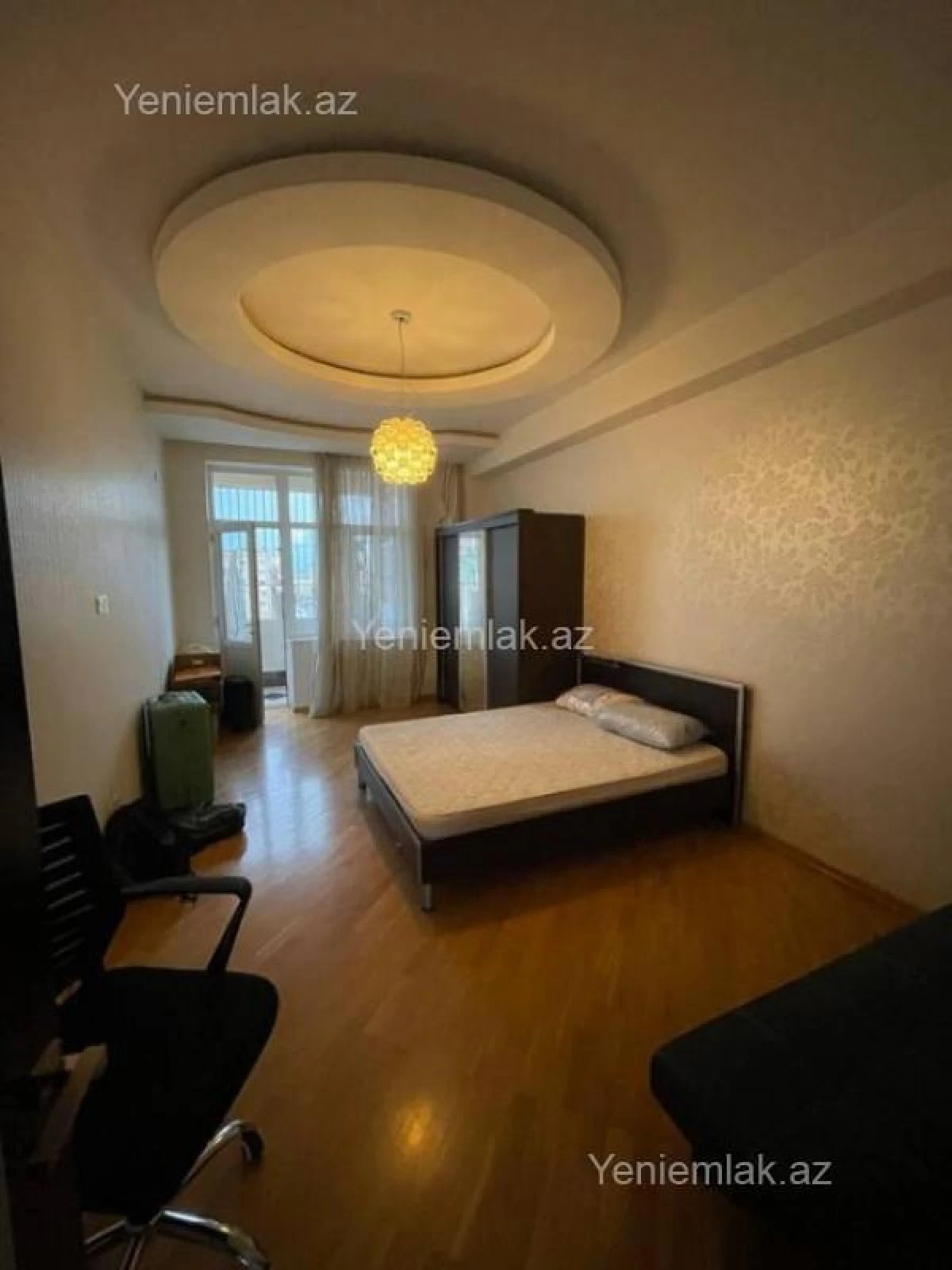 Satılır 3 otaqlı yeni tikili 140 m²