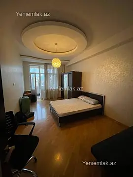 Satılır 3 otaqlı yeni tikili 140 m²