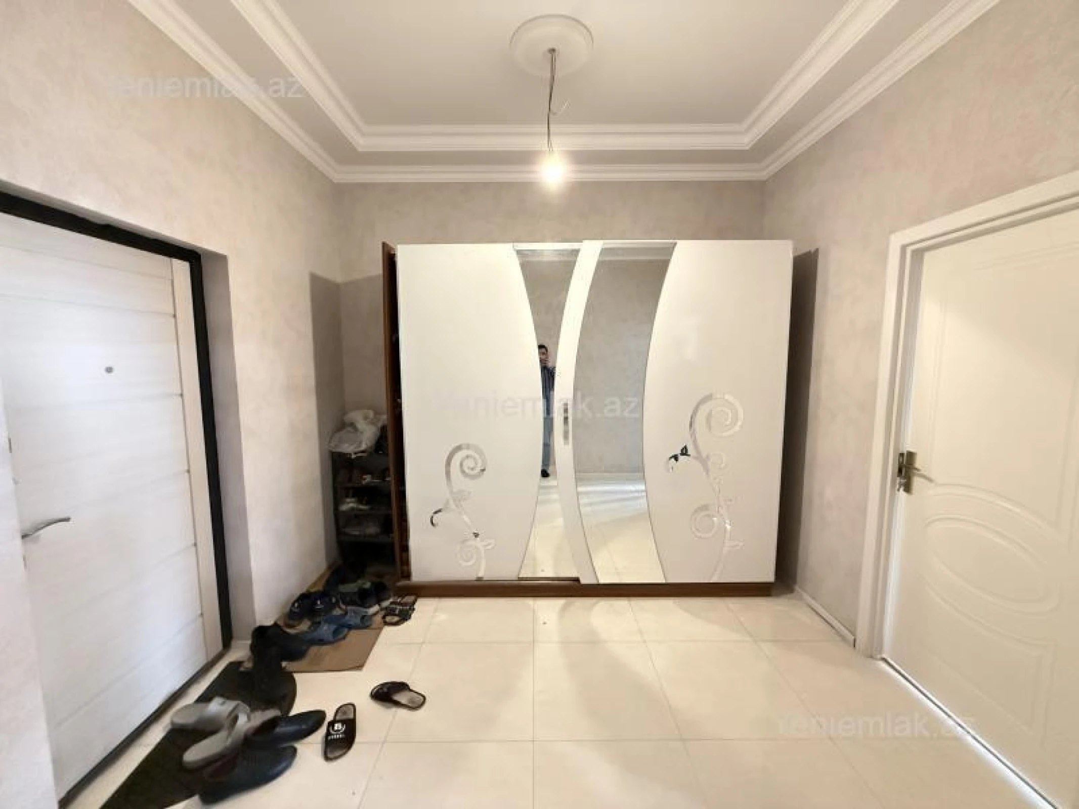 Satılır 1 otaqlı yeni tikili 63 m²